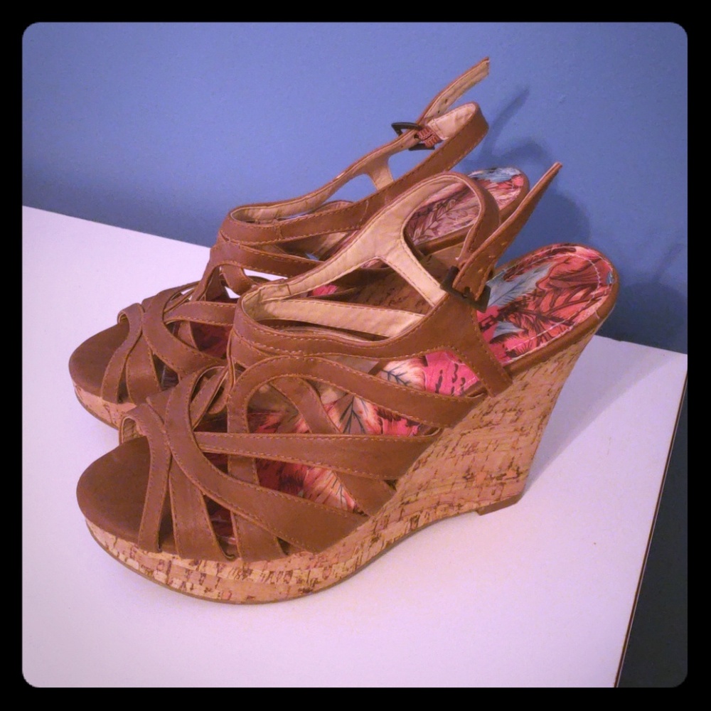 Wedge sandles